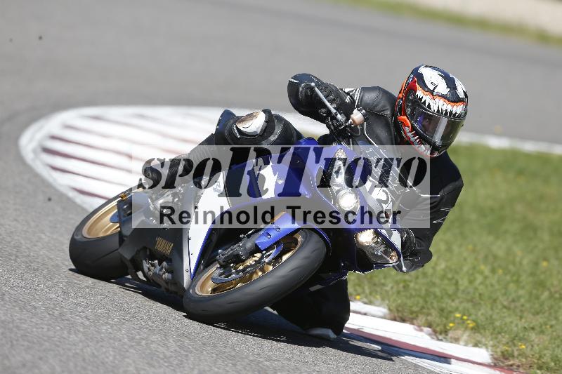 Archiv-2025/48 25.08.2025 Cornu Master School ADR/rot-rouge/124